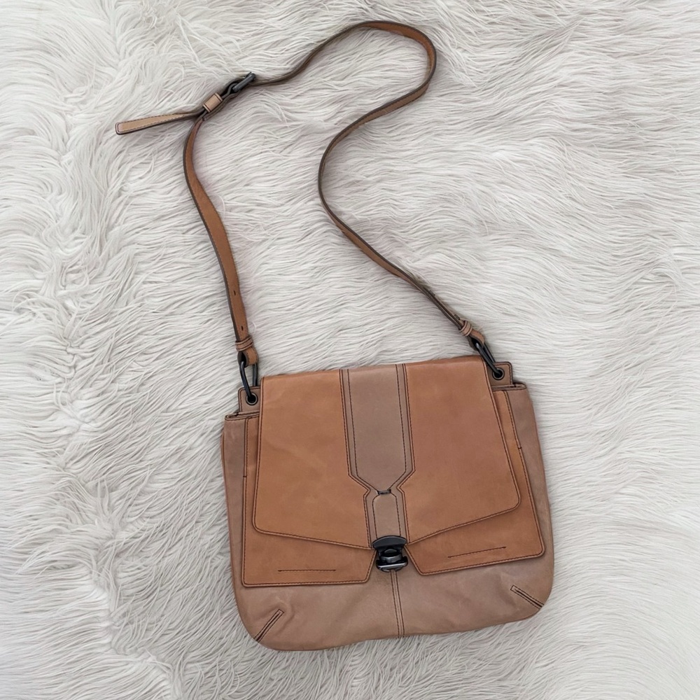 Kooba Tan Two Tone Leather Crossbody Saddle Bag Messenger Tote Large Purse